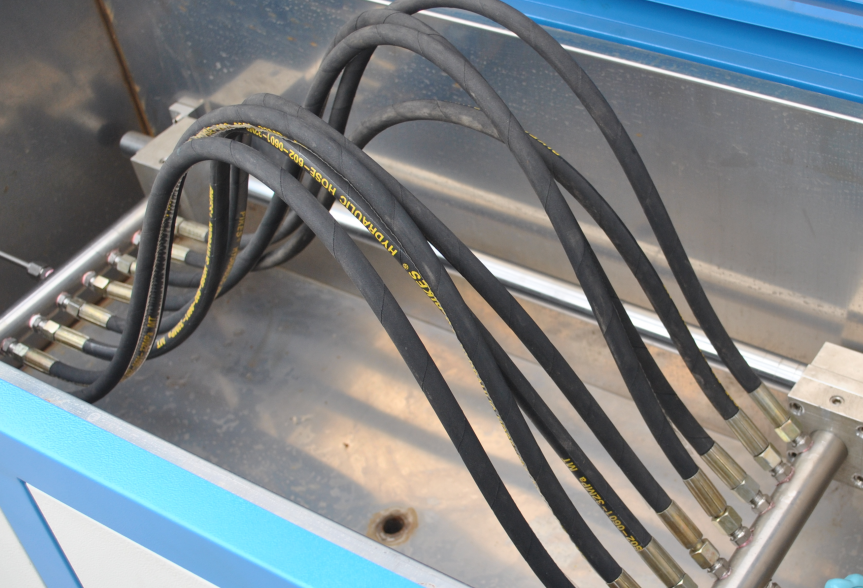 橡膠軟管無曲撓液壓脈沖試驗(yàn)機(jī)